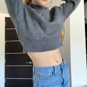 SUUUPER SOFT GREY TURTLE NECK SWEATER